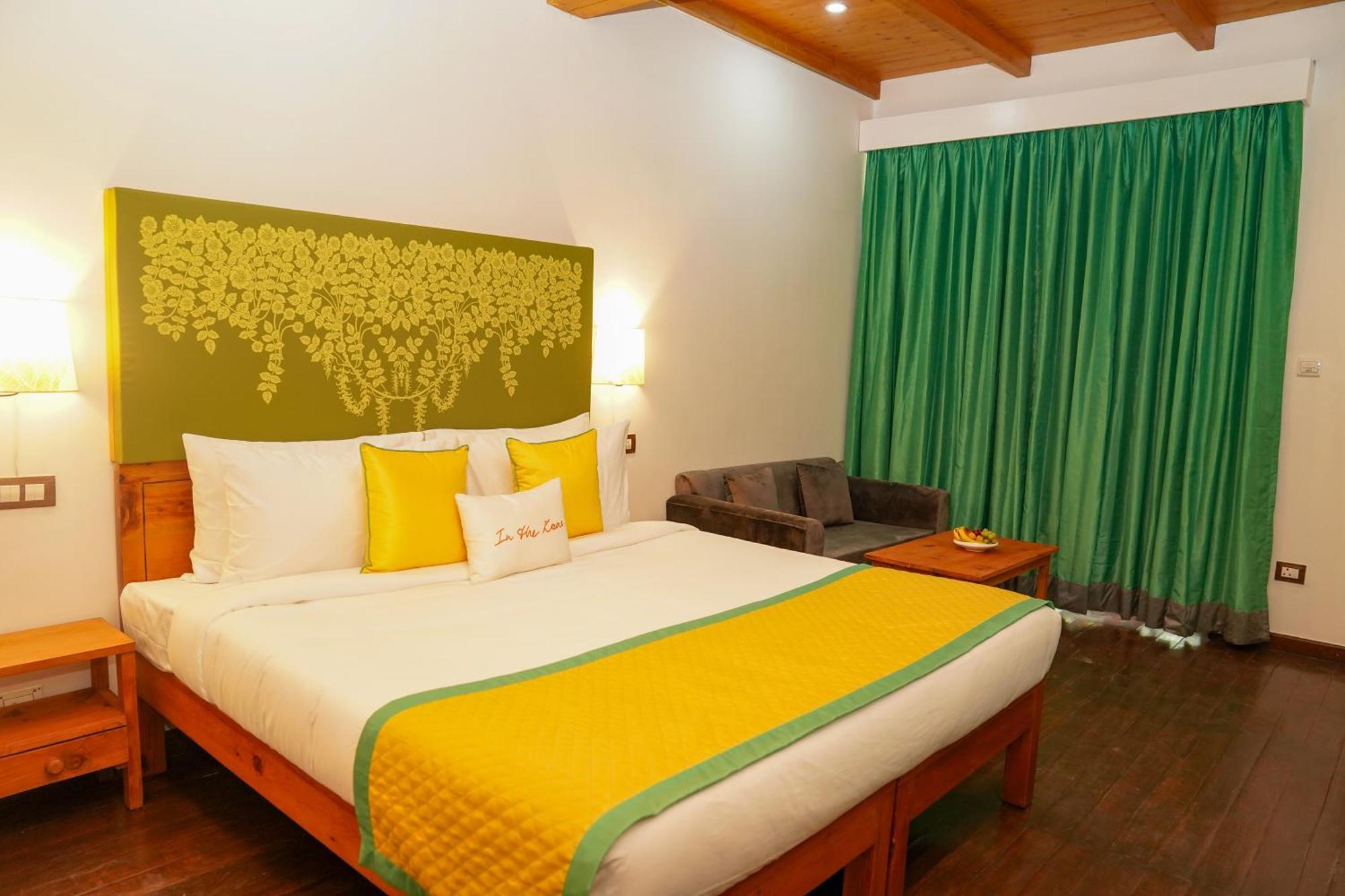 Zone Connect By The Park, Manali Hotel ภายนอก รูปภาพ