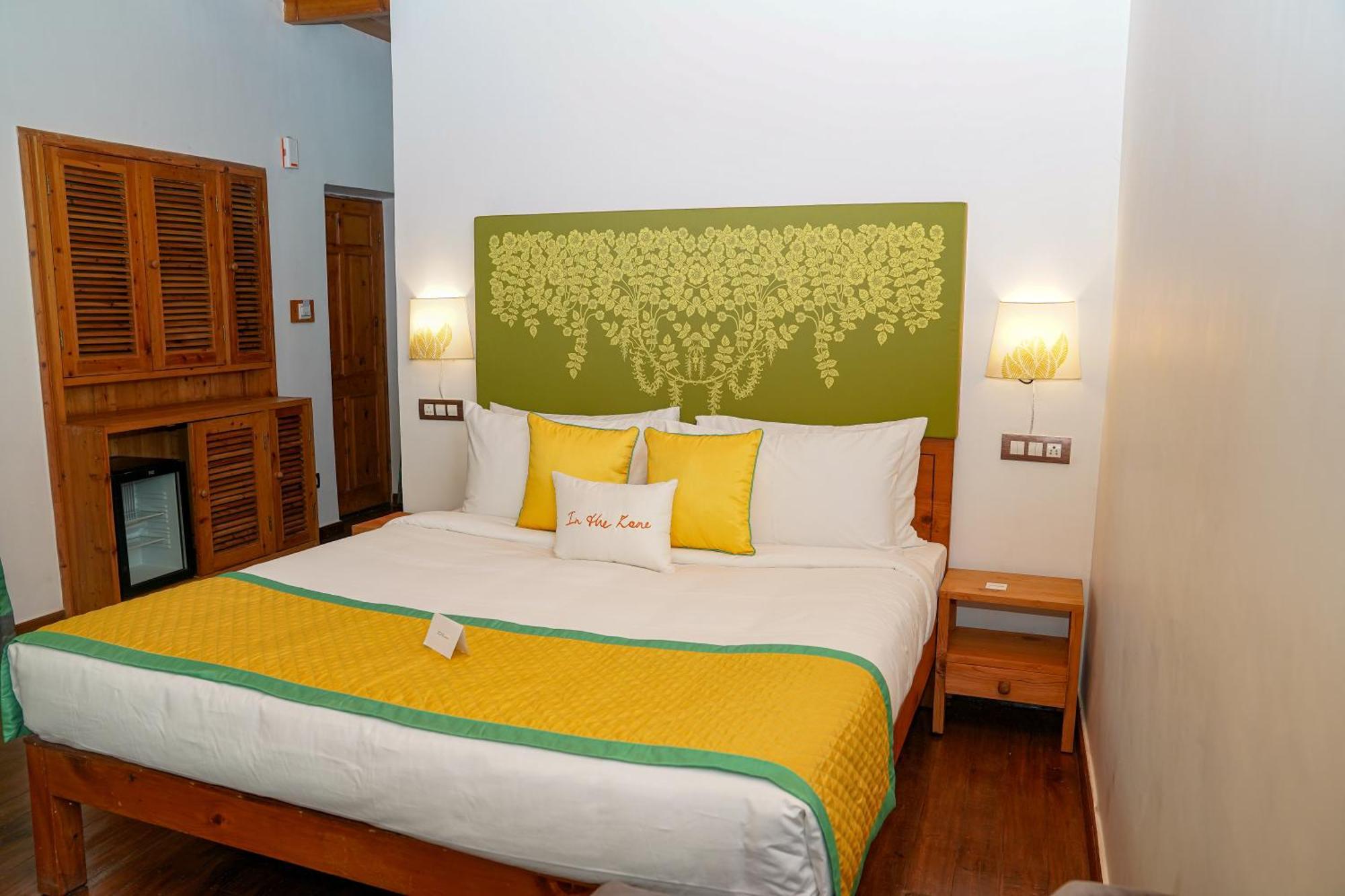 Zone Connect By The Park, Manali Hotel ภายนอก รูปภาพ