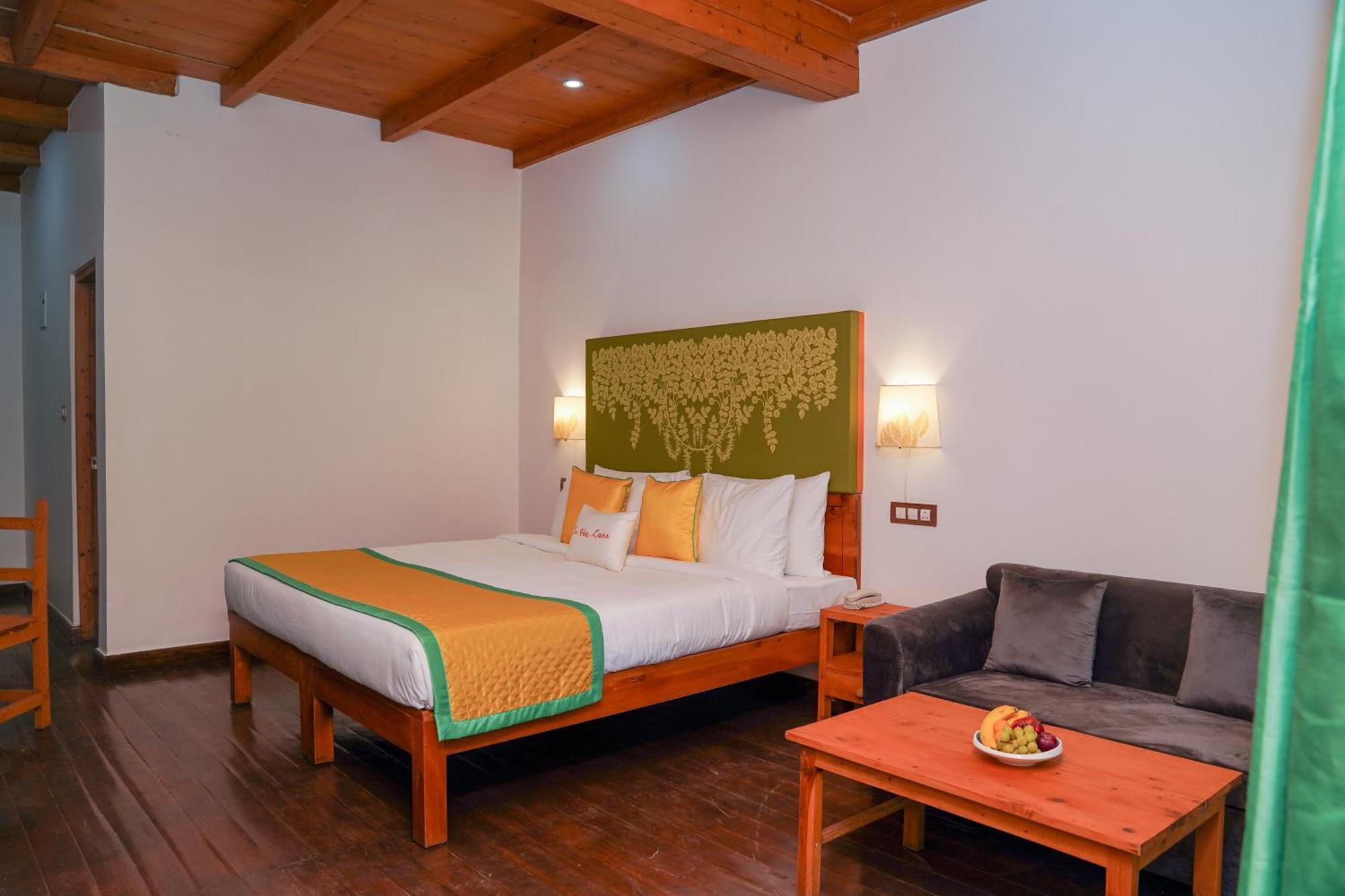 Zone Connect By The Park, Manali Hotel ภายนอก รูปภาพ