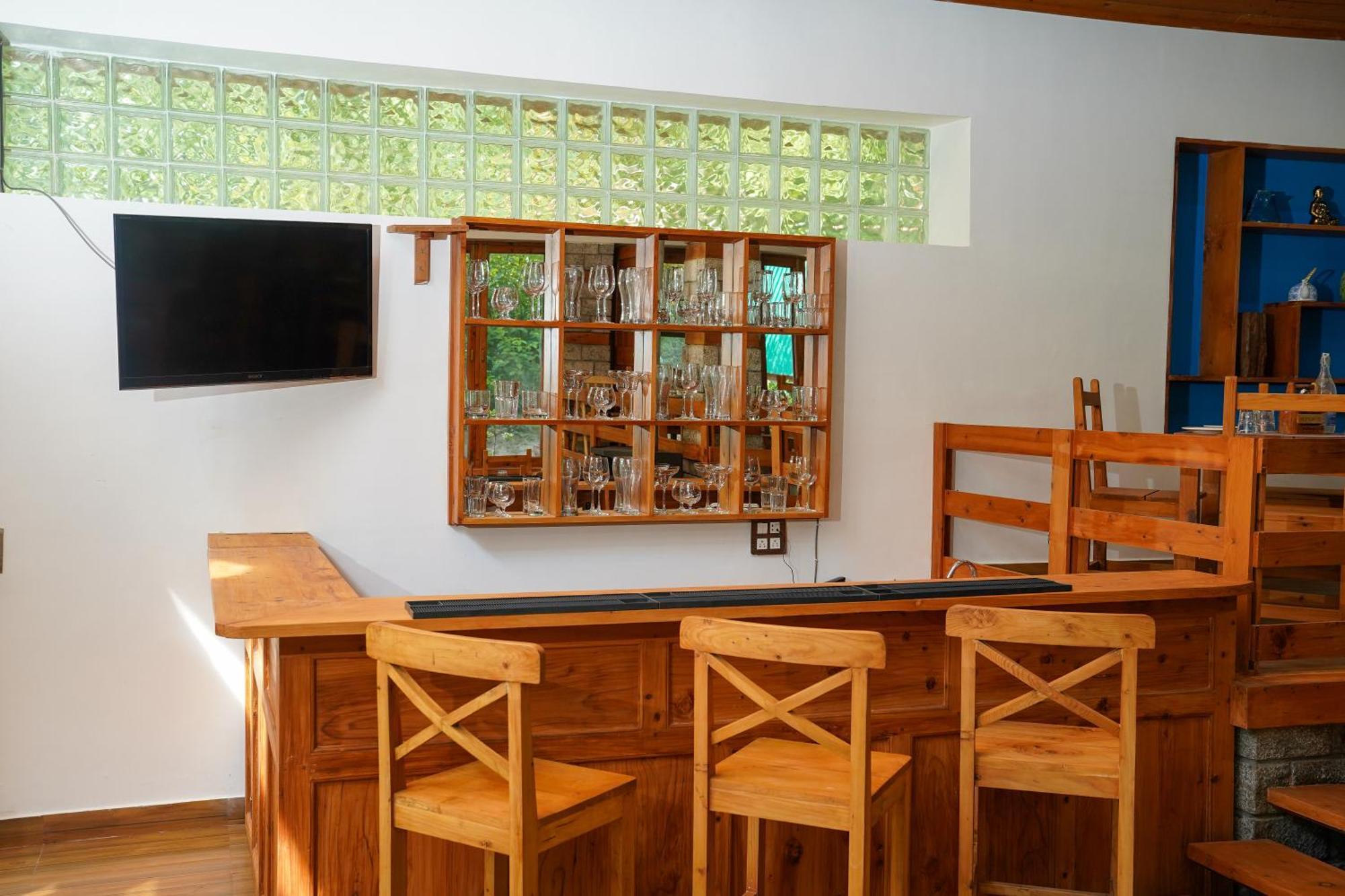 Zone Connect By The Park, Manali Hotel ภายนอก รูปภาพ