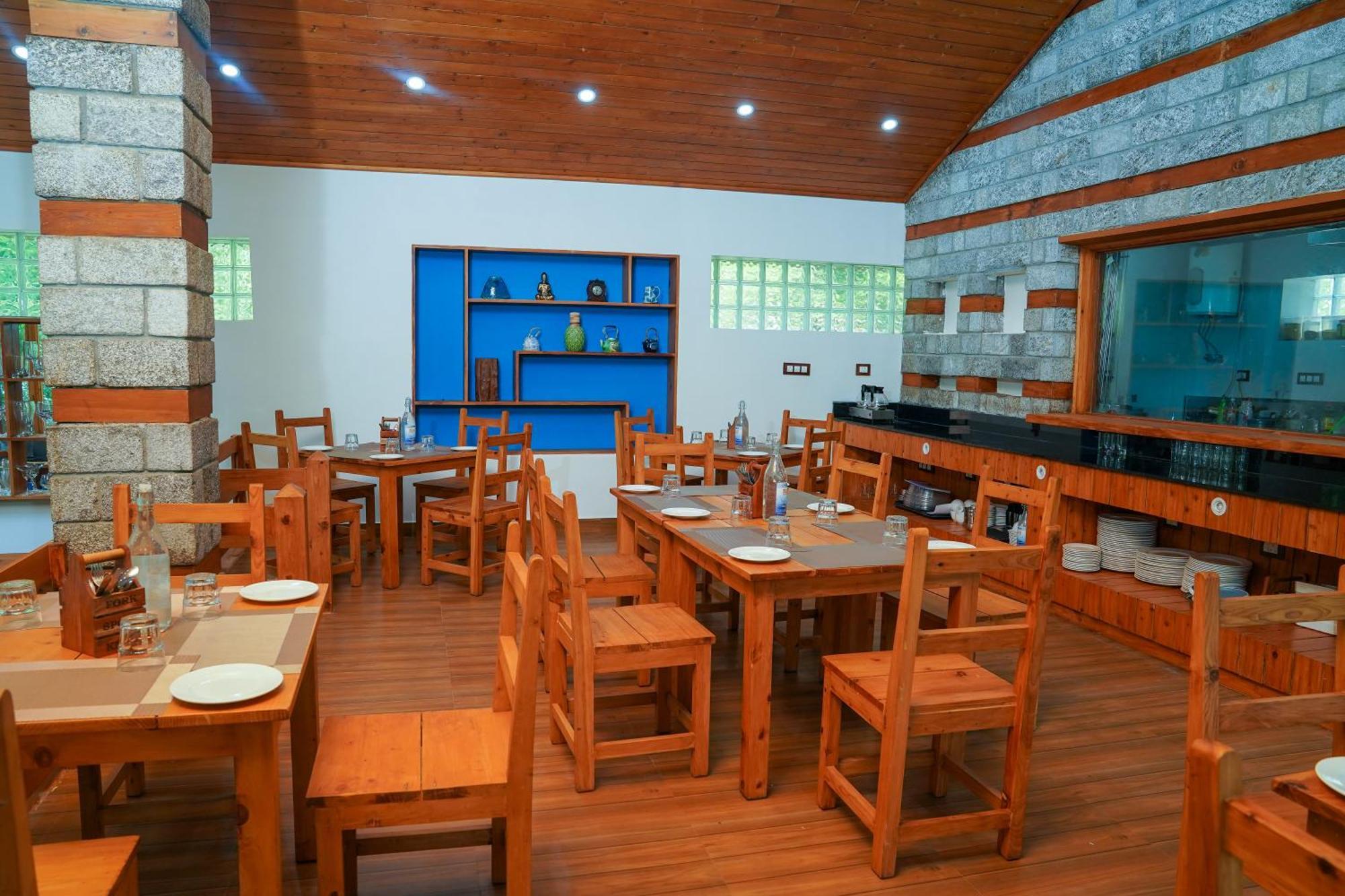 Zone Connect By The Park, Manali Hotel ภายนอก รูปภาพ