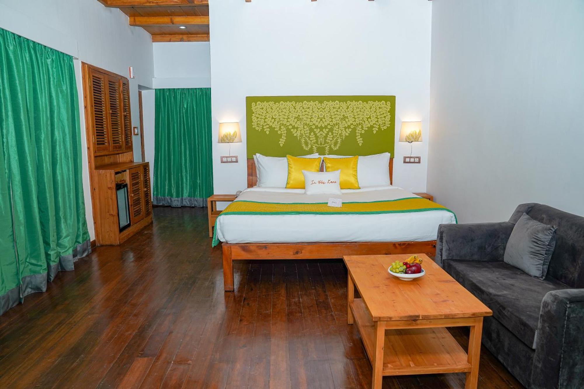 Zone Connect By The Park, Manali Hotel ภายนอก รูปภาพ