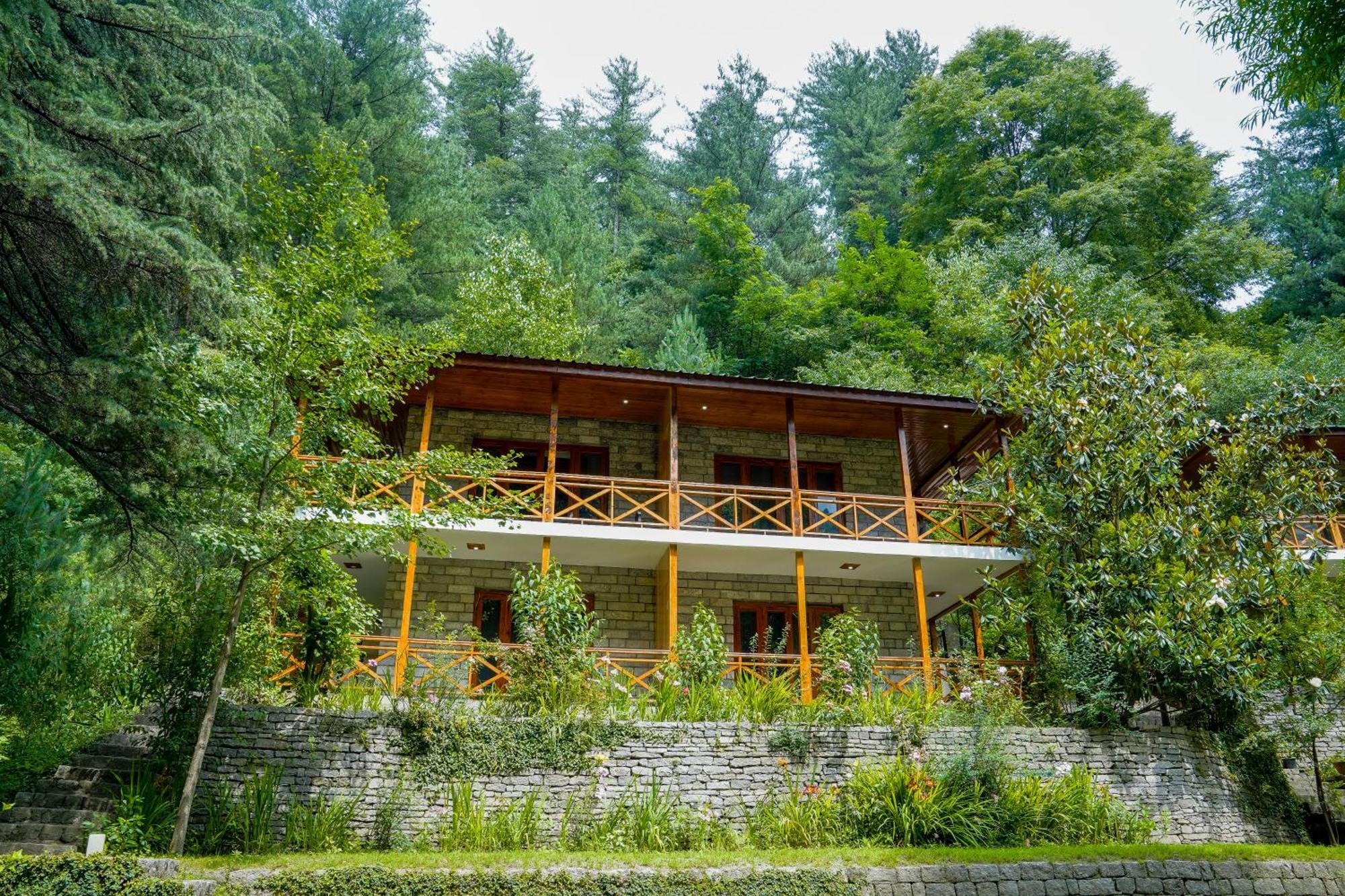 Zone Connect By The Park, Manali Hotel ภายนอก รูปภาพ