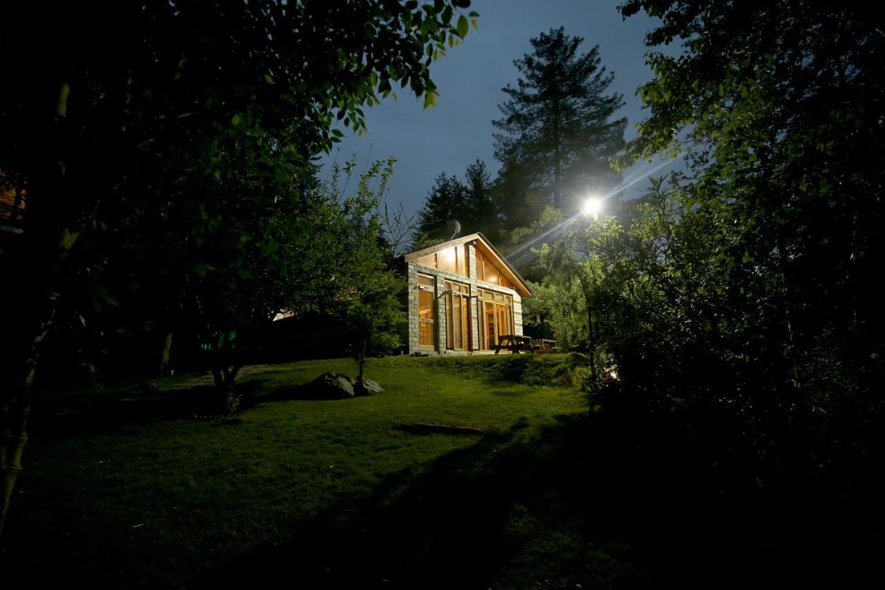 Zone Connect By The Park, Manali Hotel ภายนอก รูปภาพ