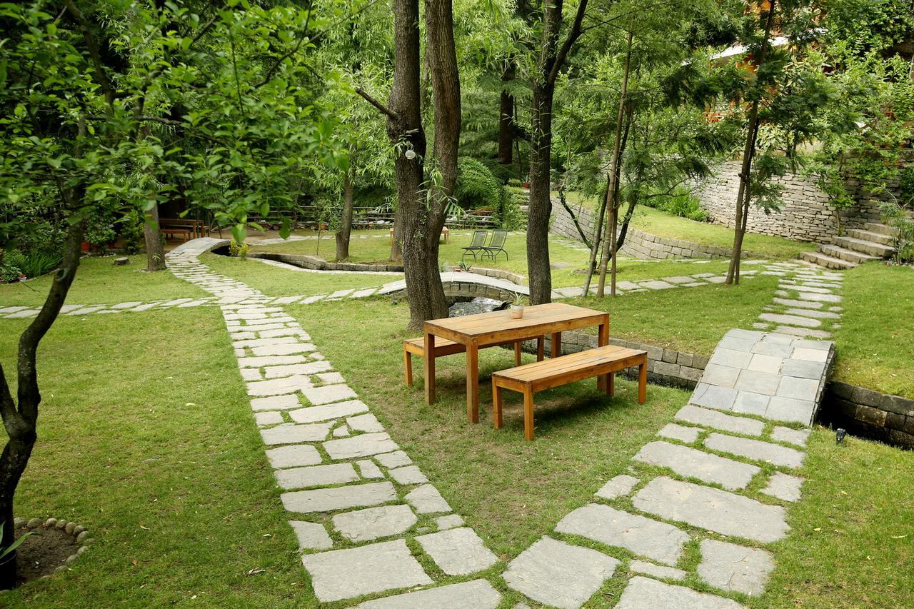 Zone Connect By The Park, Manali Hotel ภายนอก รูปภาพ