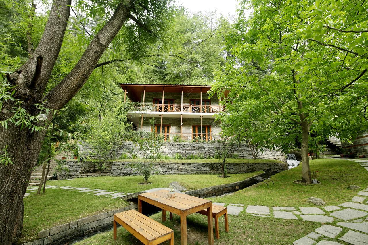 Zone Connect By The Park, Manali Hotel ภายนอก รูปภาพ